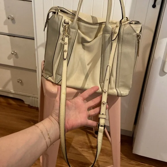 POUR LA VICTOIRE two tone 100% leather satchel with crossbody strap - Picture 14 of 16